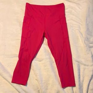 Zyia hot pink Capri Light N Tight leggings